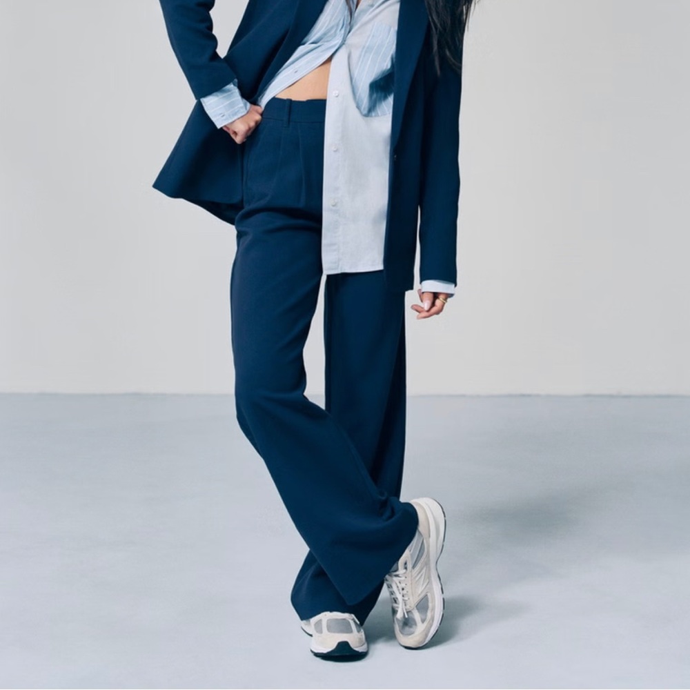 Abercrombie sloane tailored pant navy short